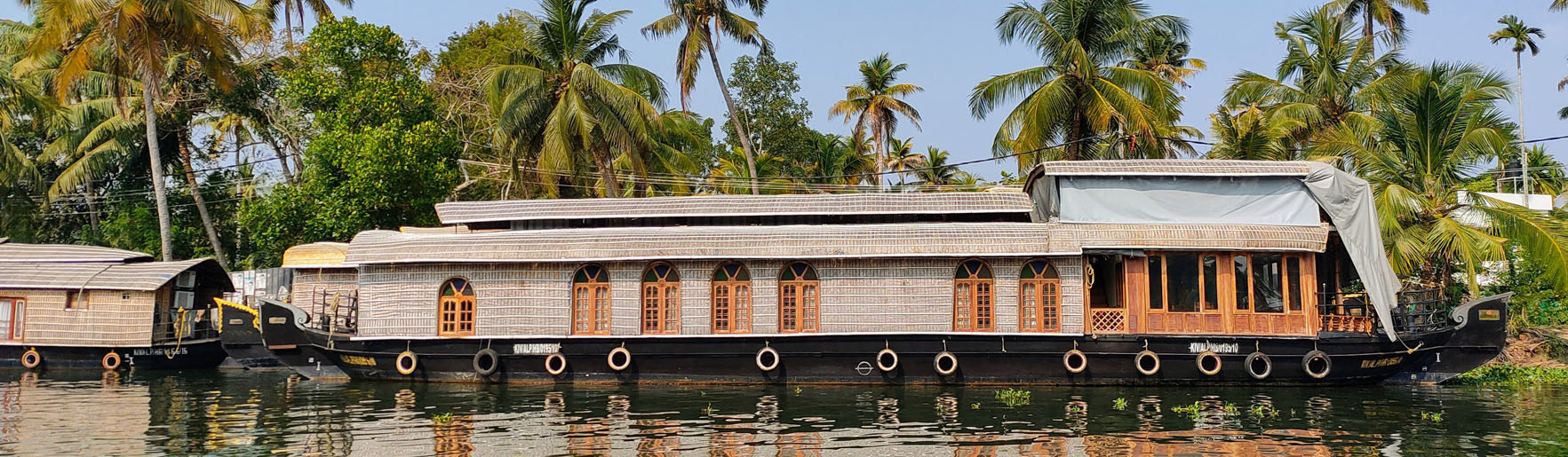 Alleppey - venice in the east - tourist destination in Kerala - southern india by car and driver